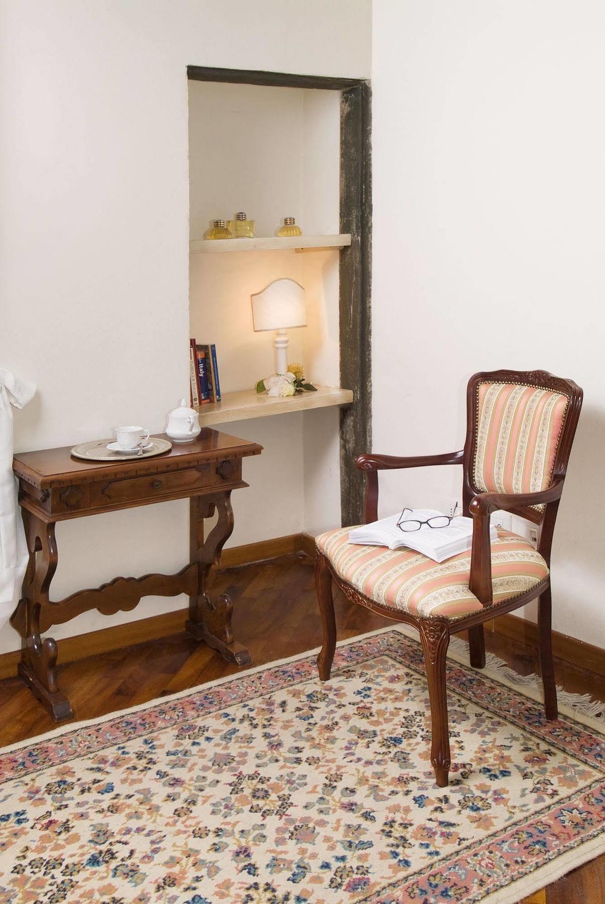 Accademia Residence Prato  Buitenkant foto